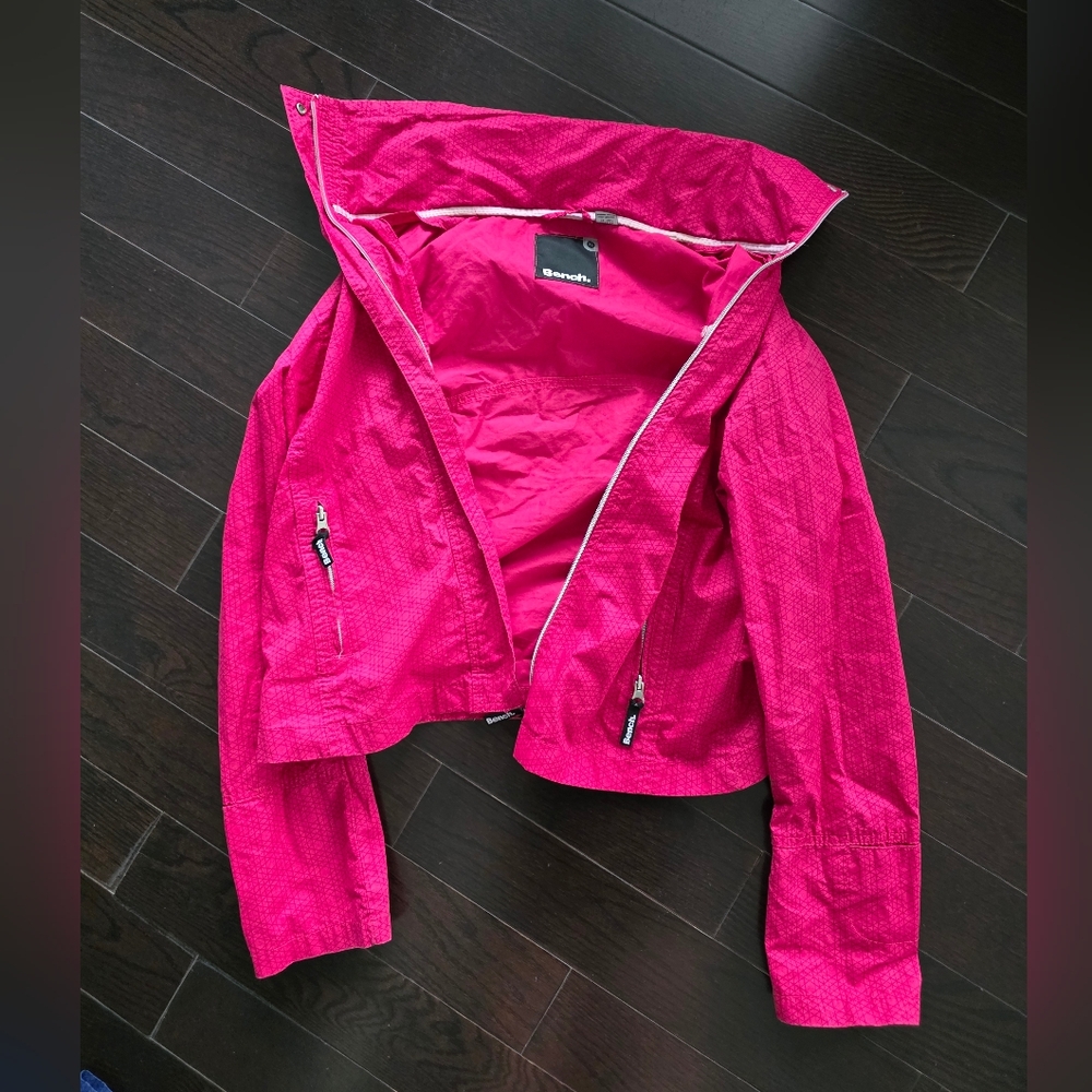 4 FOR $100  -  Bench Pink Jacket - Picture 3 of 5